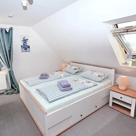 Holiday home Ferienhaus-strandlaeufer-sehlendorf